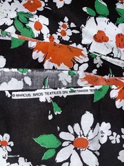 Marcus Brothers Textiles Floral Cotton Fabric Vtg. 1.25 Yds 44” Wide Brown