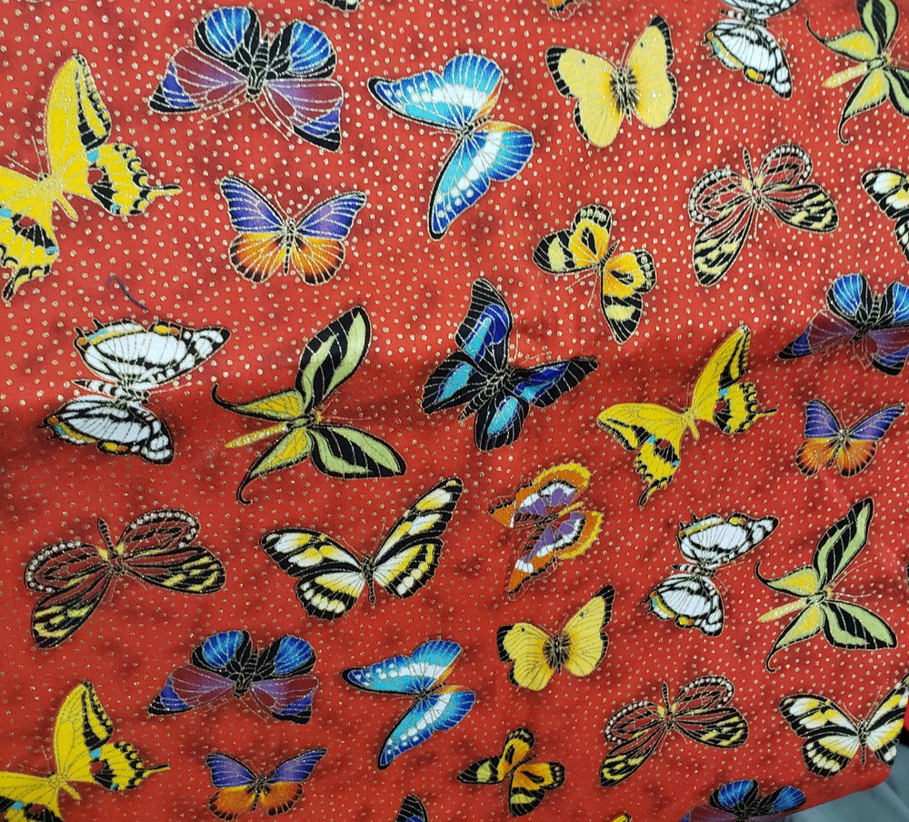 Patty Reed Designs Red Butterfly Sparkly Sewing Fabric 2011 Crafts 161 x 44 in