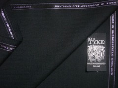 45% WOOL & 55% POLYESTER SUITING/JACKETING FABRIC MADE IN ENGLAND = 1.0 m.