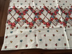 NEW VINTAGE LOOK FABRIC, 2/3 YARD, RED BLUE FLORAL, CRANSTON PRINT WORKS