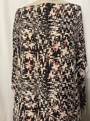 100% Silk Crinkled Crepe De Chine Abstract Motif Print Fabric By Yards 45″ Wide