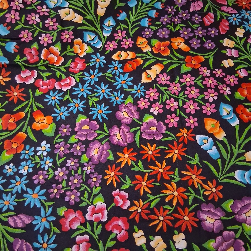 Scrap Fabric Cotton Blend Flowers Vintage 27″ x 42″ Single Piece Only Quilt
