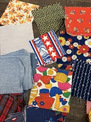 Large Lot Vintage Fabric Scrap Lot Floral Patterned Cotton Quilt Sewing Remnants
