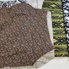 Lot 5 Fabrics Different Patterns Green Black White Scroll Brown Floral Tie Dye