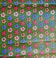 VTG Yellow Pink Blue & White Florals on Green BTFQ