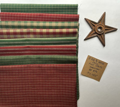 8 RED & GREEN Check Plaid Stripe 100% Cotton Homespun FAT 8THS (9″x21/22″)