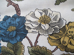Fabric Red Rooster SALE “Latticework Blue” 2 Pc Vertical Flowers Blue Gold $1.00