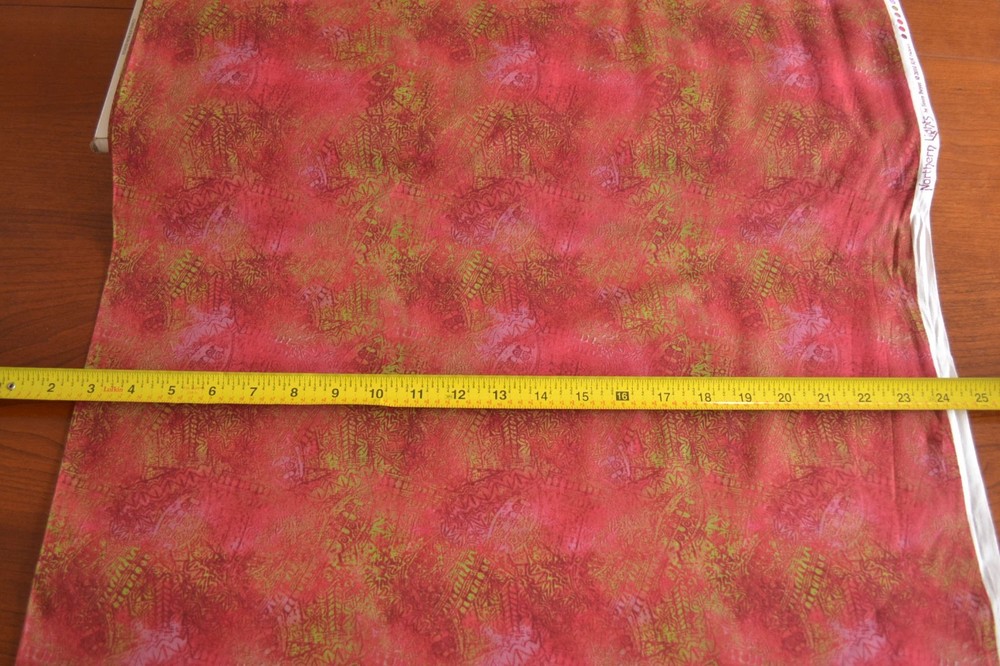 By 1/2 Yd, Pink Red Gold Print Quilt Cotton, RJR/Beyer/Northern Lights/0494,B713