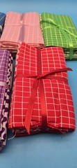 Lot Of 5 FAT QUARTER Bundles. Each Bundle 5 Pcs 18″ X 21″ NOS Smoke Free 25 Pcs