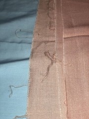 Solid peach/pink rayon-like medium weave fabric, 45″W x 135″L (3.75 yd),not used