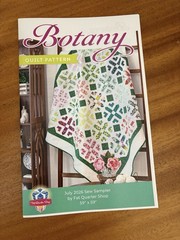 July 2026 Sew Sampler Botany DAISY CRUSH Jr Jelly Roll & Pattern