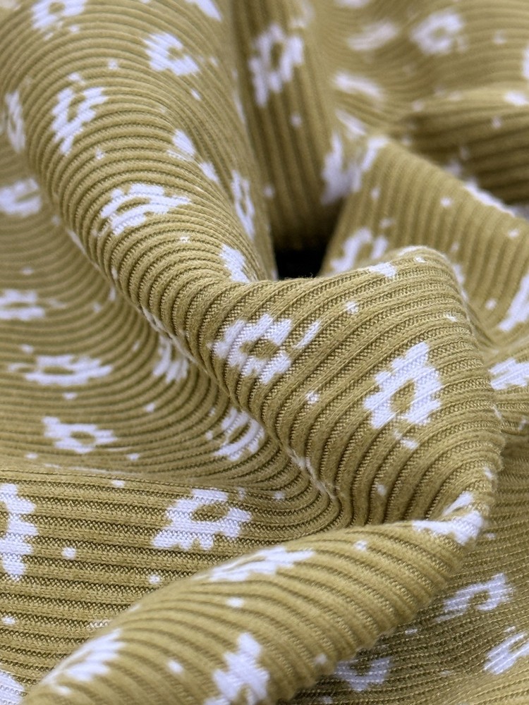 Yummy RIB 2×1 Knit Print 95% Polyester 5% Spandex 58/60″ Fabric By The Yard