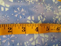 7-2/3 YDS SNOWFLAKES SHADES OF BLUES 100% COTTON DAVID TEXTILES B BRUSKE OOP