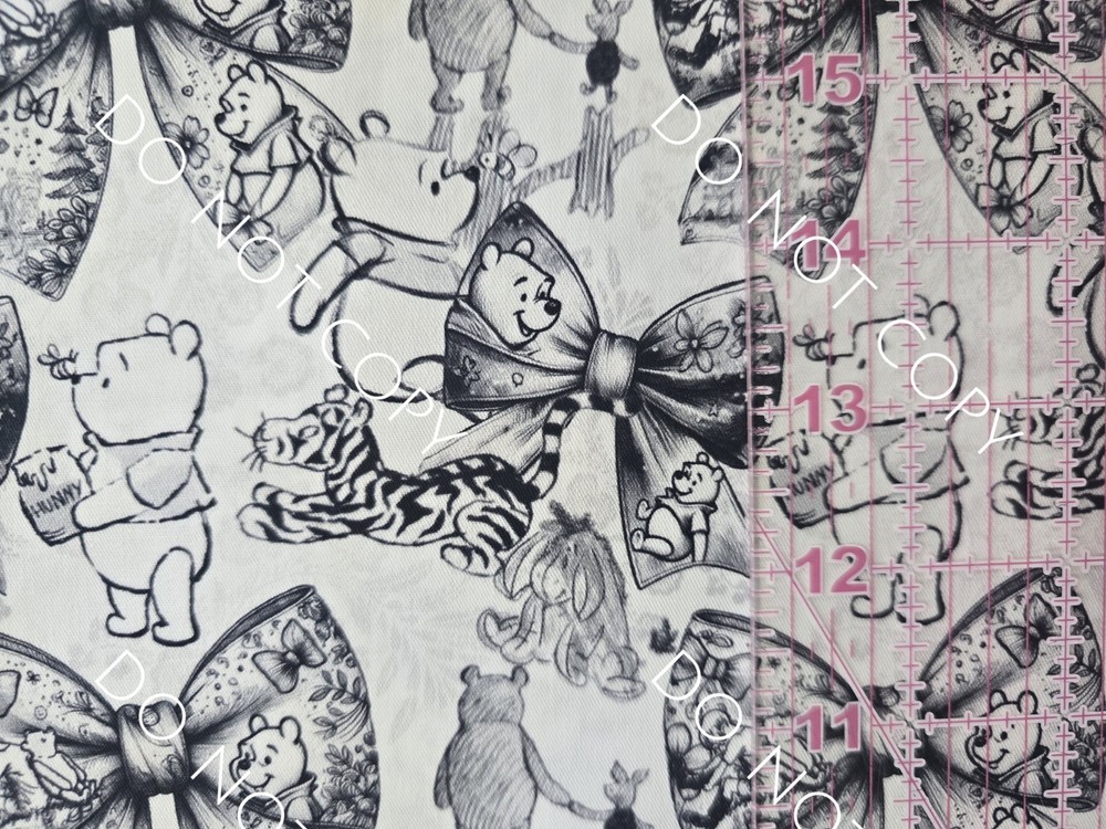Custom 100% Cotton Woven Disney Winnie The Pooh By The 1/4 Yard 9×56 Bows