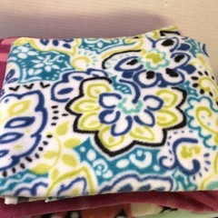 3 Pounds 2 Ounces Prints Fleece Fabric 6 Pieces Up to a Yard in Length