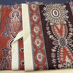 2 Lbs Mixed Lot Floral Bees Fabric Remnants Scraps Sewing Crafts Quilting