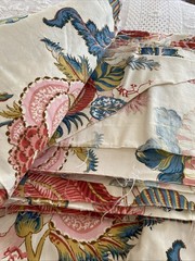 1980s Waverly Fabric Bi Centennial Heirlooms Birds Berries Floral *PLEASE READ*