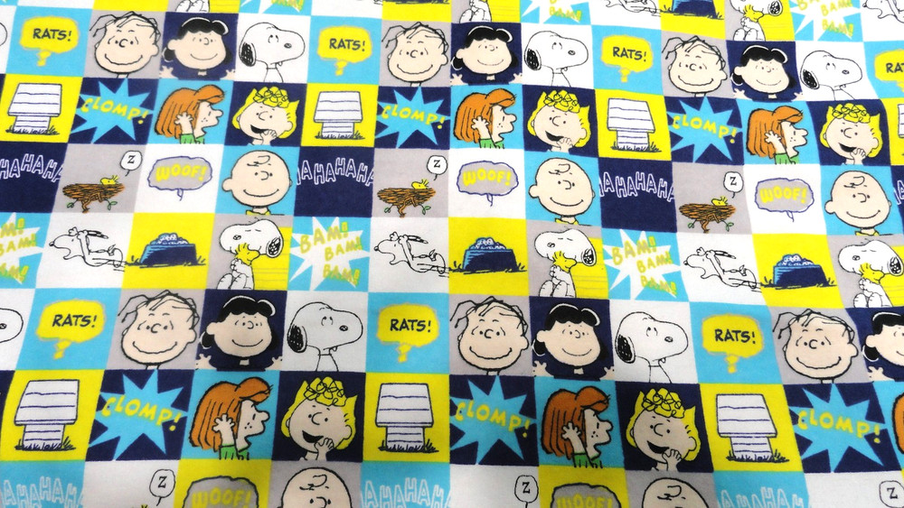 Peanuts Worldwide 2021 Flannel Fabric Checks Comic Grid 1 yd x 44″Snoopy & Gang