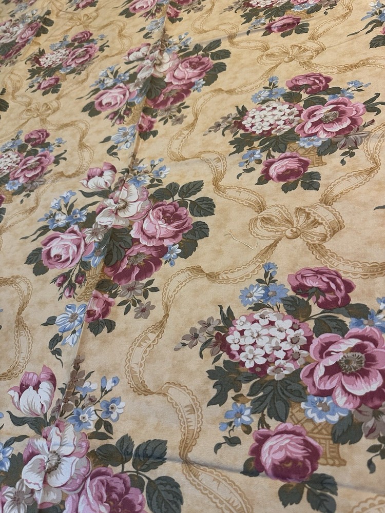 Bed Of Roses Fabric Floral Mauve Pink Green Gold Blue French Country 54″X 2 Yrd+