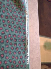 Vintage Cozy Cotton Encore Green With Red Rjr Fashion Fabric Fleece 45 X 108