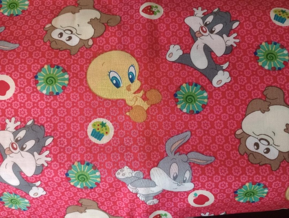 looney tunes babies bugs fun fabric 13 by 11 inch red