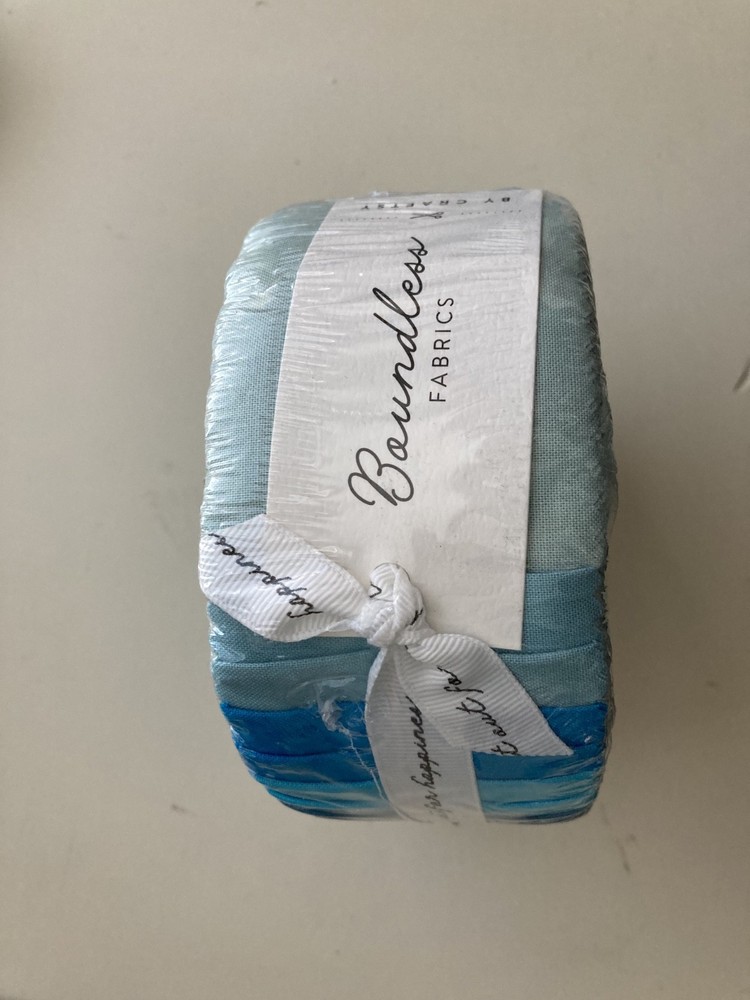Easy Breezy Solids by Boundless 2.5″ Strips Jelly Roll Fabric 10-190-40, 40 pcs