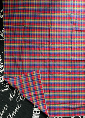 VTG 1 Yd 45X33″ Navy Blue Green Red Yellow PLAID Print Cotton QUILT FABRIC