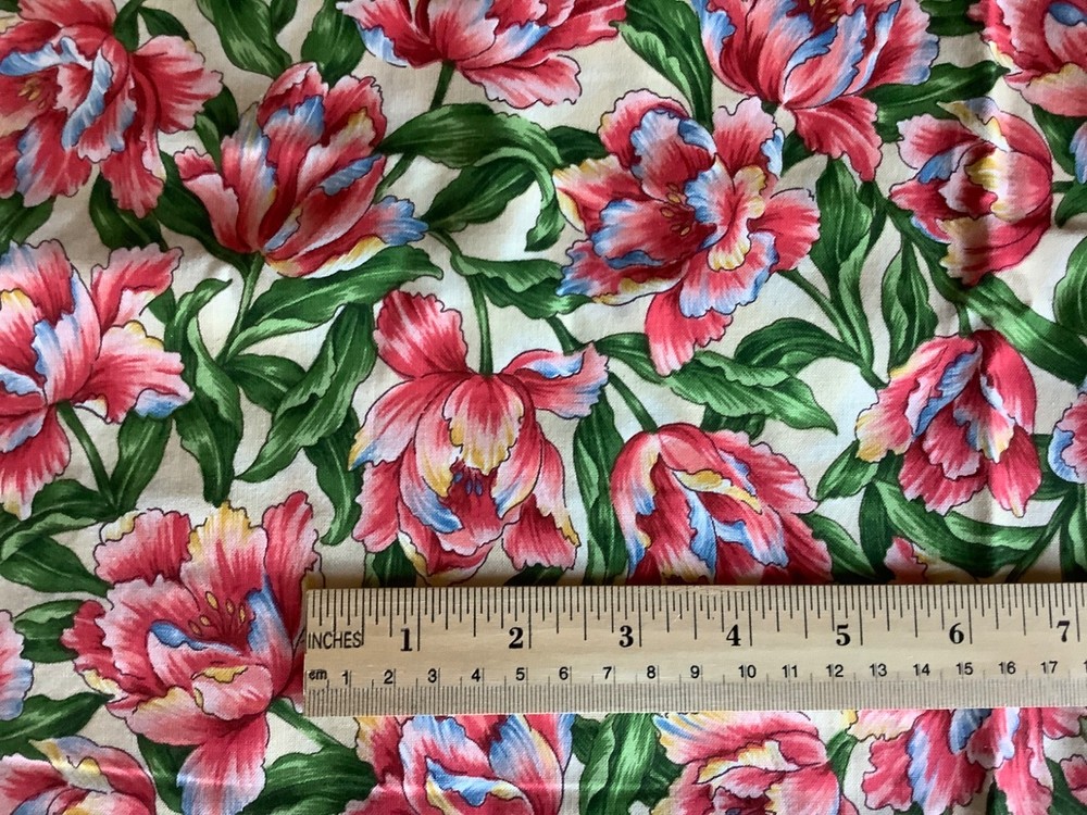 Hoffman Int’l Fabrics Coventry is Large Pink Tulips Print 1 yd