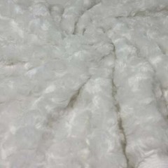 Soft Luxurious Rosebud Rose Cuddle Minky Fur by the Yard – WHITE