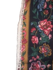 Vintage House N’ Home Fabrics Daisy Abstract Design Floral Cotton 43” X 33”