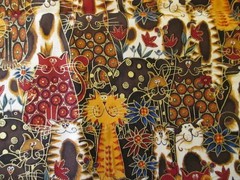 Cotton Fabric Makower Fancy Cats Crowd Rich Colors Gold Metalic Outline BTYx44