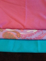 3 FABRIC LOT LIGHT TO MEDIUM WEIGHT 2 SOLID 1 PAISLEY
