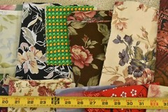 Lot, Large-Print Quilt Cotton Pieces & Scraps, 2 Pounds & 8 Ounces, S108