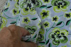 By 1/2 Yd, Vintage 1970, Green Floral on Lavender Lt-Weight Cotton/Klopman,P5086
