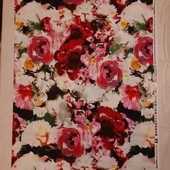 (1 yard 33″) Modern Large Flowers Nice Quality Cotton Fabric Jo Ann Fabrics