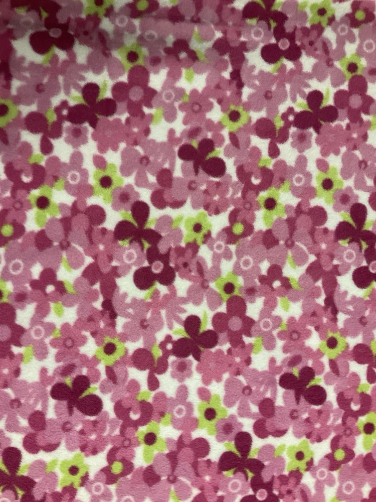 FLOWERS FLOWER POWER PINKS FLEECE FABRIC BTY