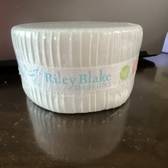 Riley Blake Confetti Cottons Off White Jelly Roll 2.5″ Strips 40pc RP-120