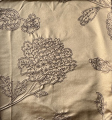 30723 640 Designer Fabric Remnant 24″x24″