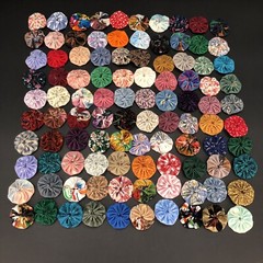 Lot of 100 Handmade 1 3/8 inch Yo-yos Assorted Colors 100% Cotton