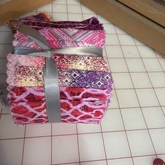 Jelly Roll 2.5 X 42” Cotton Pink Glitter Variety