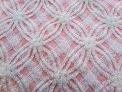 quilter’s favorite Vtg Pink & White Chenille Bedspread Fabric Pc Sewing Material