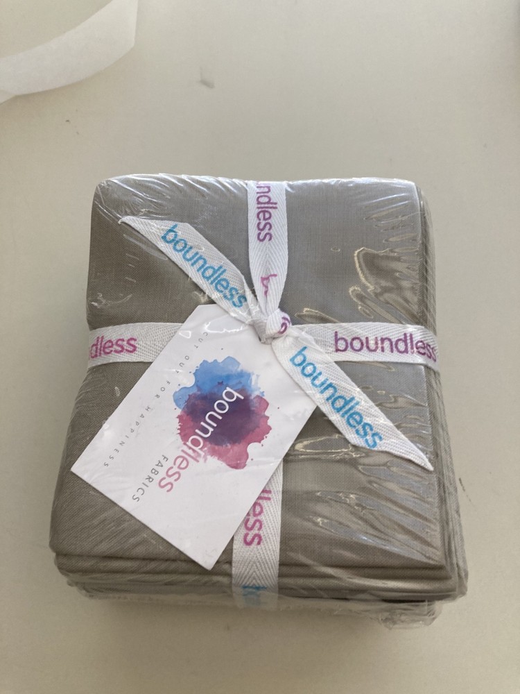 Boundless Grey/Black Fat Quarter Quilting Fabric, 15 pcs