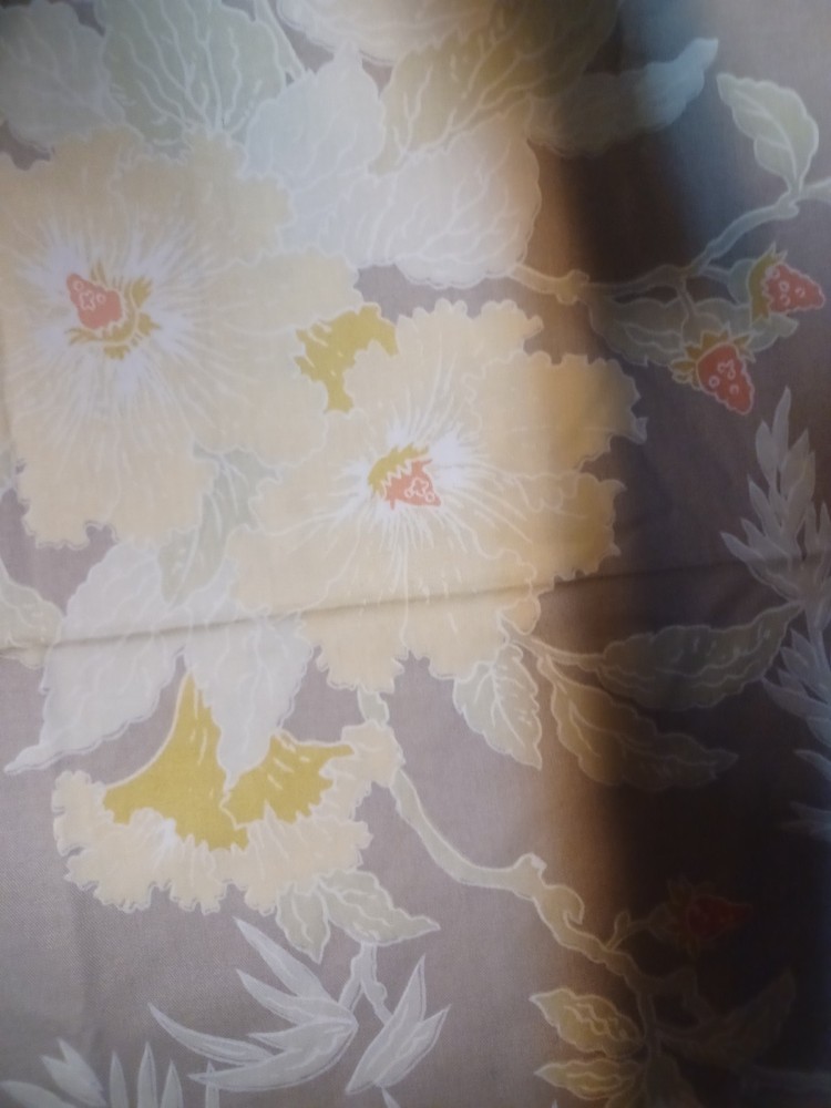 Fabric Remnant About 108″ x 44″ Light Tan with Little Flowers