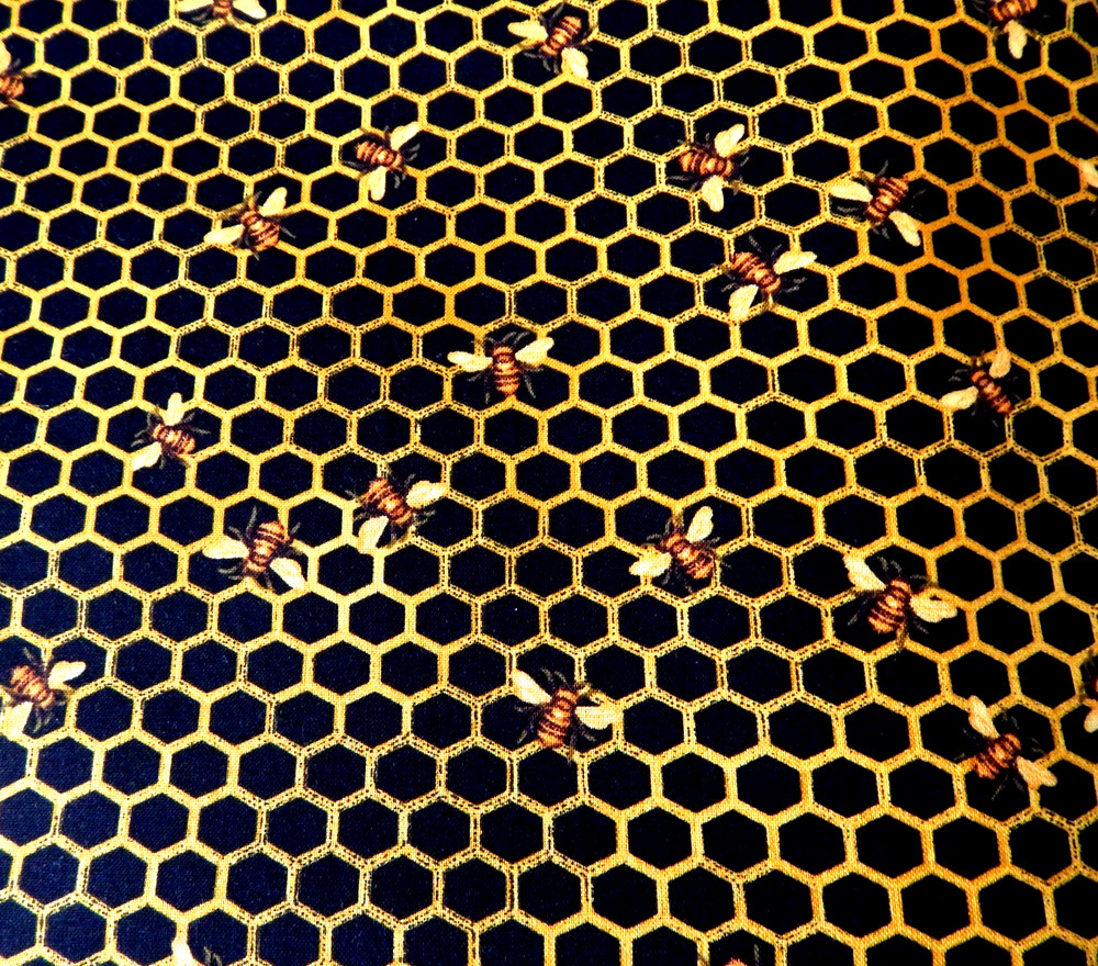 BTY TIMELESS TREASURES “BEE GRATEFL BEES ON HONEYCOMB” Print Cotton Fabric