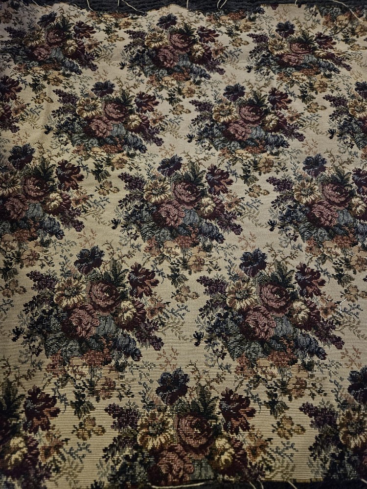 Floral Tapestry Heavy Upholstery Fabric 22″ x 22″ Square For Chair