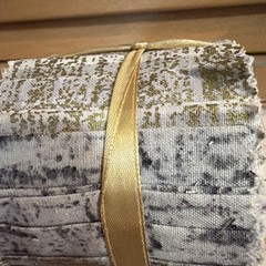 Jelly Roll 2.5 X 42” Gray With Gold Metallic Cotton Roll