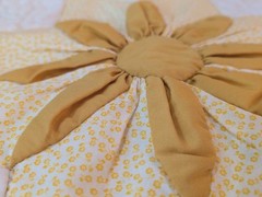 Handmade Golden Yellow Quilted Sunflower 14″ Wall Hanging / Pillow Cover -Amish