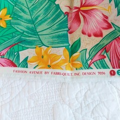 Fashion Avenue Fabri-Quilt Vtg 7056 Tropical Hawaiian Fabric Approx 30″