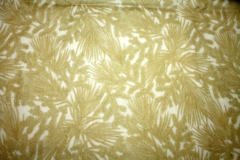 WINTER IMPRESSIONS IN GOLD AND WHITE FROM HOFFMAN – 100% COTTON FABRIC