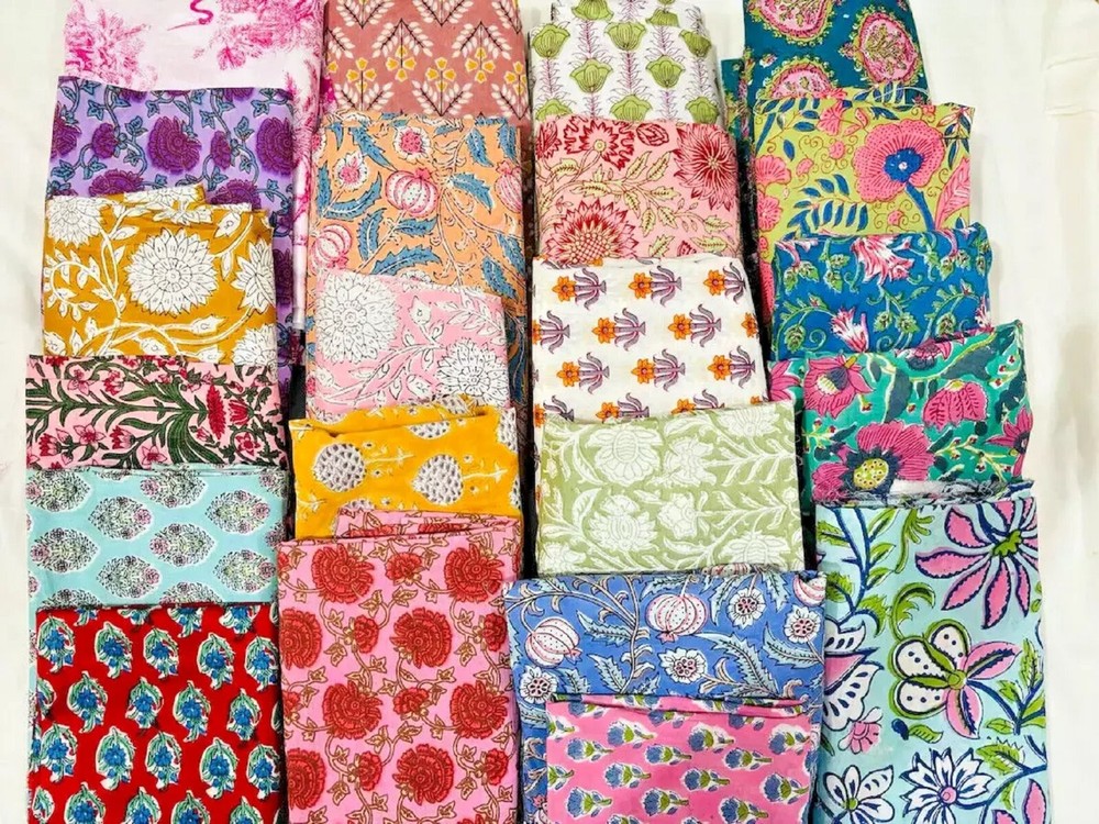 Vintage Florals pre cut charm pack 5″ squares fabric quilt scrap cotton 100 pcs